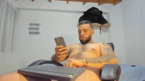 Rmy Steen online show from 1, 3, 2025