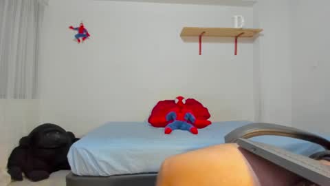 Rmy Steen online show from 12, 9, 2025