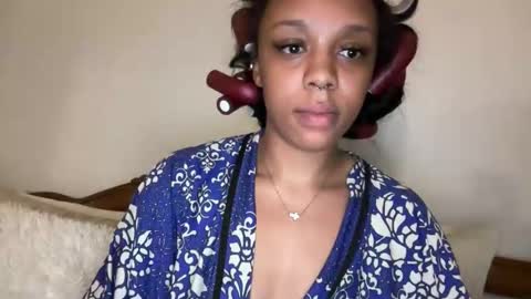 renaeesasha online show from 2, 3, 2026