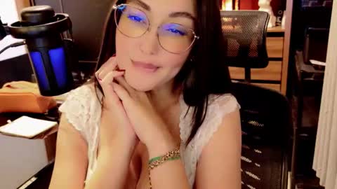 Amelie online show from 30, 5, 2026