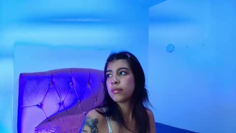 renata_velvet online show from 12, 3, 2026