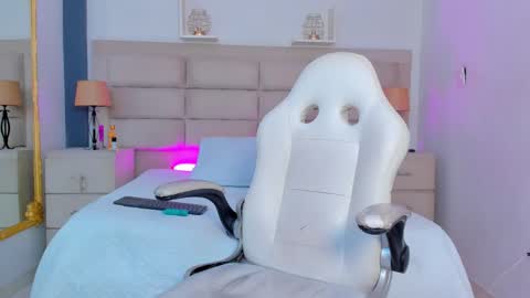 Renata online show from 4, 12, 2025