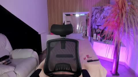 Snapshot of renatamason chatting on 25, 3, 2026 Renata online show from 25, 3, 2026