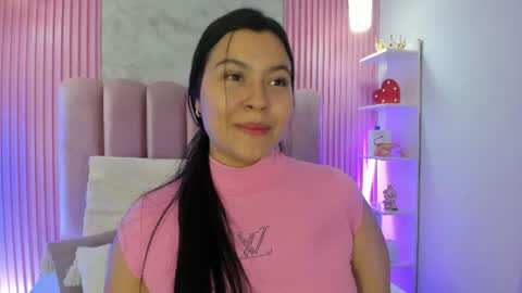 Snapshot of renatapeach chatting on 3, 8, 2026 RenataPeach online show from 3, 8, 2026