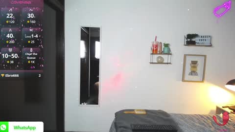 Snapshot of renato__valentino chatting on 14, 1, 2025 RENATO Y VALENTINO online show from 14, 1, 2025