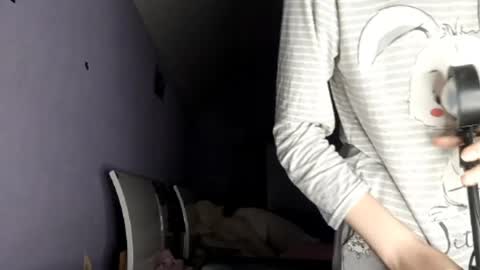 Snapshot of renitagoris chatting on 29, 4, 2026 Eva online show from 29, 4, 2026