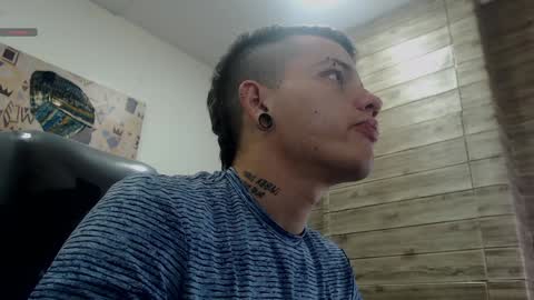 Snapshot of rennesanti chatting on 28, 12, 2024 R E N E online show from 28, 12, 2024