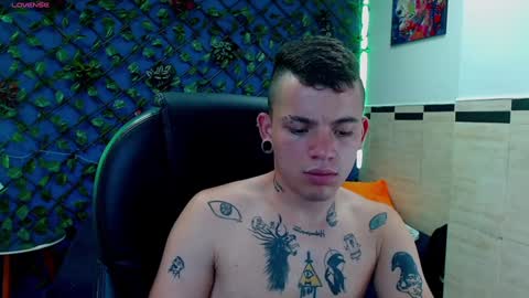 Snapshot of rennesanti chatting on 16, 1, 2025 R E N E online show from 16, 1, 2025