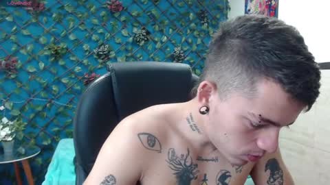 Snapshot of rennesanti chatting on 6, 3, 2025 R E N E online show from 6, 3, 2025