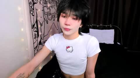 Snapshot of rennuts chatting on 7, 1, 2025 rennuts online show from 7, 1, 2025