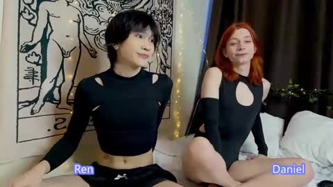 Snapshot of rennuts chatting on 10, 1, 2025 rennuts online show from 10, 1, 2025