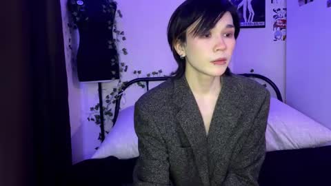 Snapshot of rennuts chatting on 5, 2, 2025 rennuts online show from 5, 2, 2025