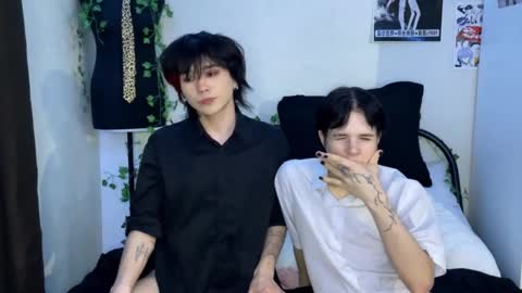 Snapshot of rennuts chatting on 11, 2, 2025 rennuts online show from 11, 2, 2025