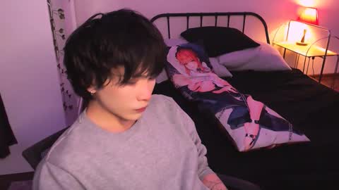 Snapshot of rennuts chatting on 10, 10, 2025 rennuts online show from 10, 10, 2025