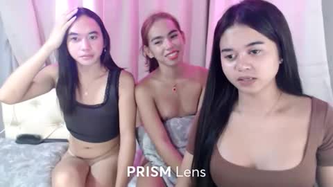 Snapshot of rennygurl chatting on 25, 4, 2026 rennygurl online show from 25, 4, 2026
