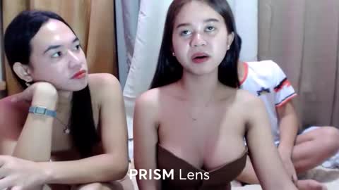 Snapshot of rennygurl chatting on 14, 5, 2026 rennygurl online show from 14, 5, 2026