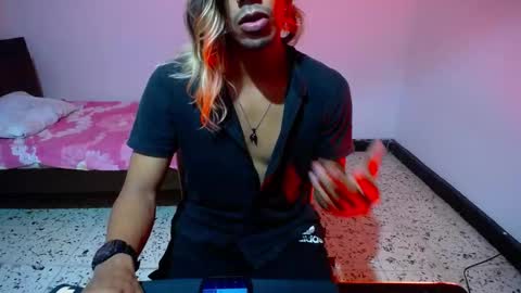 Snapshot of restrainged chatting on 10, 12, 2024 Rest online show from 10, 12, 2024