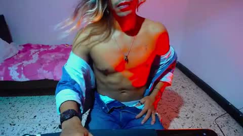 Snapshot of restrainged chatting on 11, 12, 2024 Rest online show from 11, 12, 2024