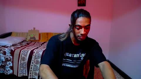 Snapshot of restrainged chatting on 4, 1, 2025 Rest online show from 4, 1, 2025