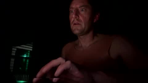 Snapshot of revitup2000 chatting on 11, 1, 2026 revitup2000 online show from 11, 1, 2026