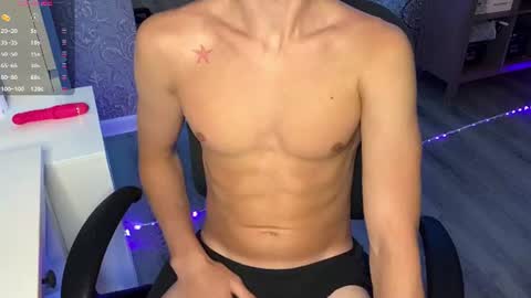 Snapshot of rexmotion chatting on 18, 6, 2026 rexmotion online show from 18, 6, 2026