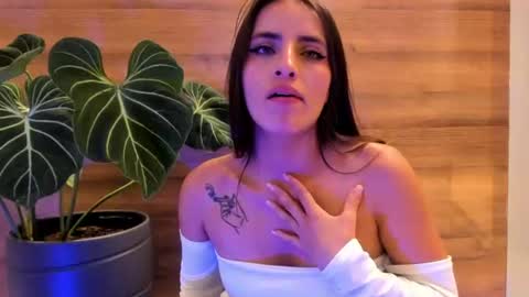 reyasimos online show from 25, 7, 2026
