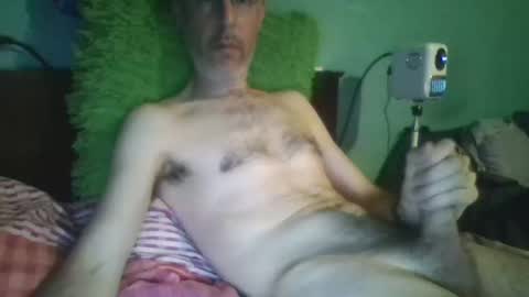 Snapshot of reyes_albert2006 chatting on 3, 4, 2026 reyes_albert2006 online show from 3, 4, 2026