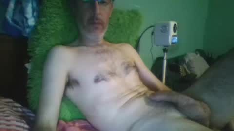 Snapshot of reyes_albert2006 chatting on 4, 4, 2026 reyes_albert2006 online show from 4, 4, 2026