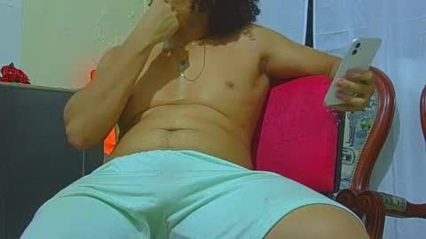 REYHOT online show from 13, 9, 2025