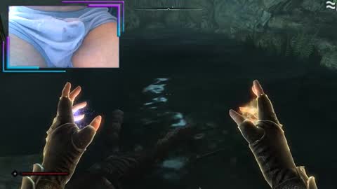 Snapshot of reynspen chatting on 11, 10, 2025 Reynspen online show from 11, 10, 2025