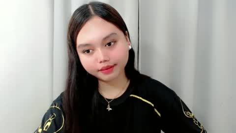 rhianne_fuckdoll online show from 19, 11, 2025
