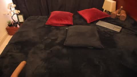 Snapshot of rhondavines chatting on 23, 4, 2026 Rhonda online show from 23, 4, 2026