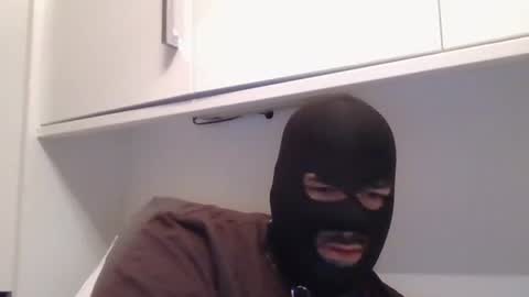 Snapshot of rhydos28 chatting on 16, 4, 2026 rhydos28 online show from 16, 4, 2026