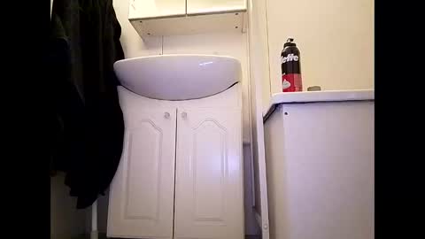 Snapshot of rhymes2479 chatting on 22, 9, 2025 Shaved cock ready online show from 22, 9, 2025