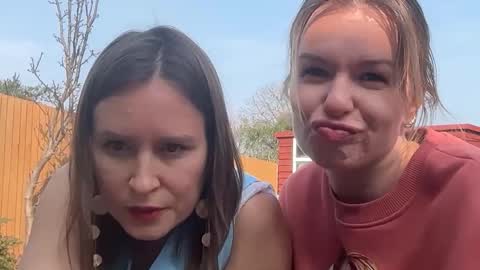 Snapshot of riana894237 chatting on 23, 3, 2026 riana894237 online show from 23, 3, 2026