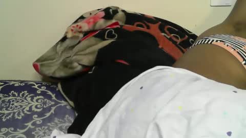 Snapshot of riana_sha chatting on 28, 11, 2025 riana_sha online show from 28, 11, 2025