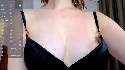 Snapshot of riawoods chatting on 26, 6, 2026 Ria Woods online show from 26, 6, 2026
