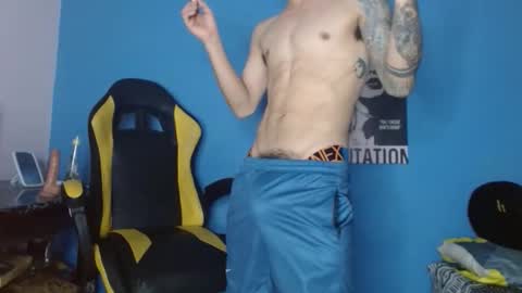 Snapshot of ricardo_big_cock chatting on 20, 3, 2026 ricardo_big_cock online show from 20, 3, 2026