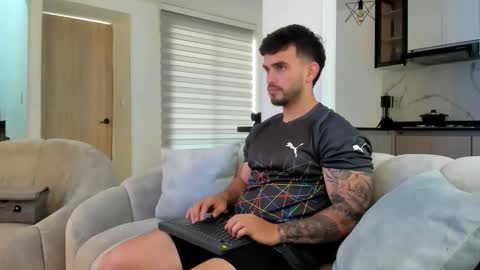 ricardogonzalez666 online show from 18, 2, 2026