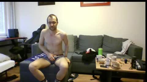 ricciardio online show from 3, 2, 2026