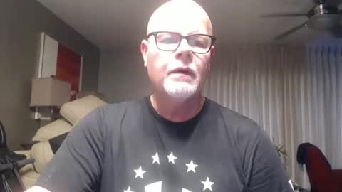 rich32937 online show from 19, 4, 2026