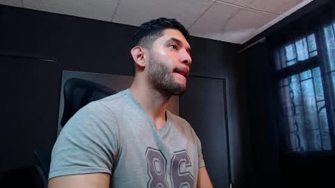 Snapshot of richard_milleer chatting on 11, 11, 2025 Ricardo online show from 11, 11, 2025