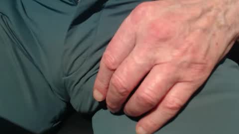 Snapshot of richarder7 chatting on 17, 12, 2025 richarder7 online show from 17, 12, 2025