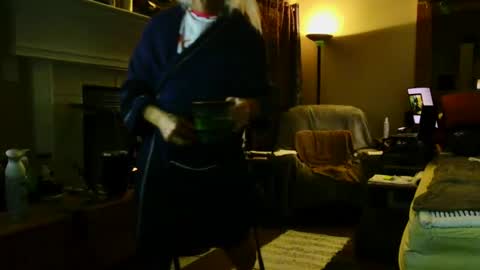 PINK HOLE TWINK online show from 28, 11, 2025