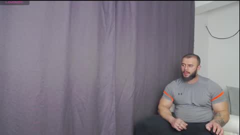 Snapshot of rickymiami1 chatting on 7, 1, 2026 rickymiami1 online show from 7, 1, 2026