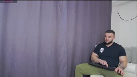 Snapshot of rickymiami1 chatting on 3, 3, 2026 rickymiami1 online show from 3, 3, 2026