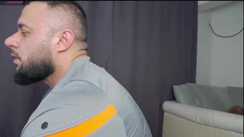 Snapshot of rickymiami1 chatting on 25, 3, 2026 rickymiami1 online show from 25, 3, 2026