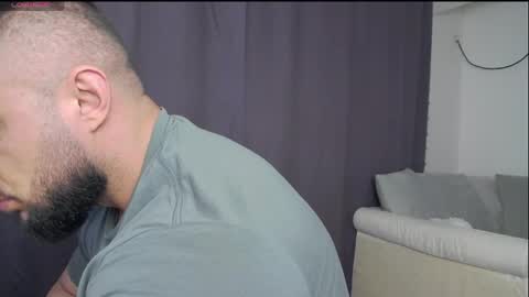 Snapshot of rickymiami1 chatting on 29, 3, 2026 rickymiami1 online show from 29, 3, 2026