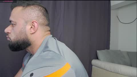 Snapshot of rickymiami1 chatting on 7, 4, 2026 rickymiami1 online show from 7, 4, 2026