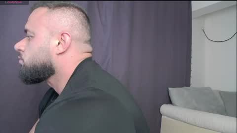 Snapshot of rickymiami1 chatting on 25, 4, 2026 rickymiami1 online show from 25, 4, 2026